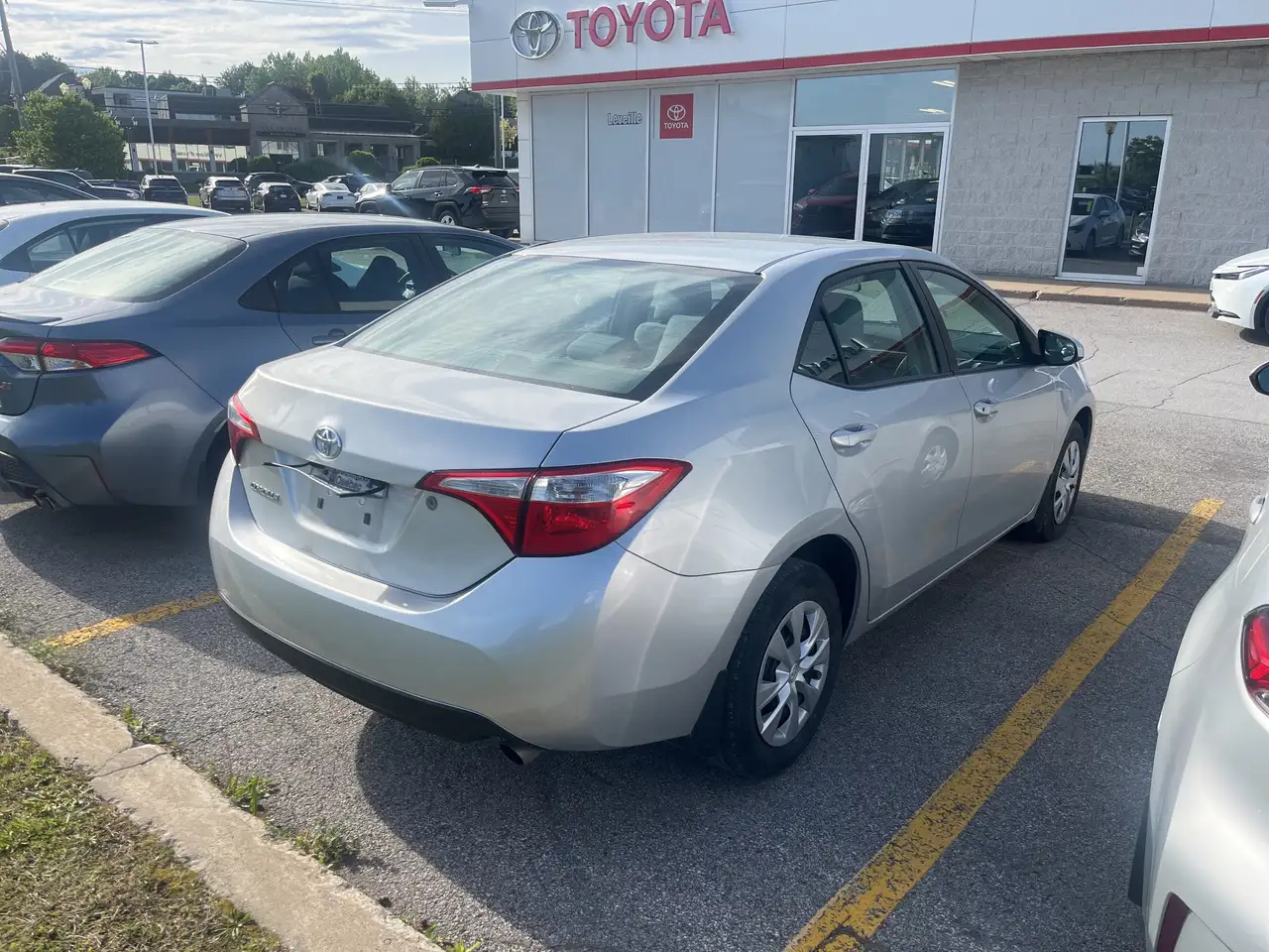 Toyota Corolla снимка Toyota Corolla