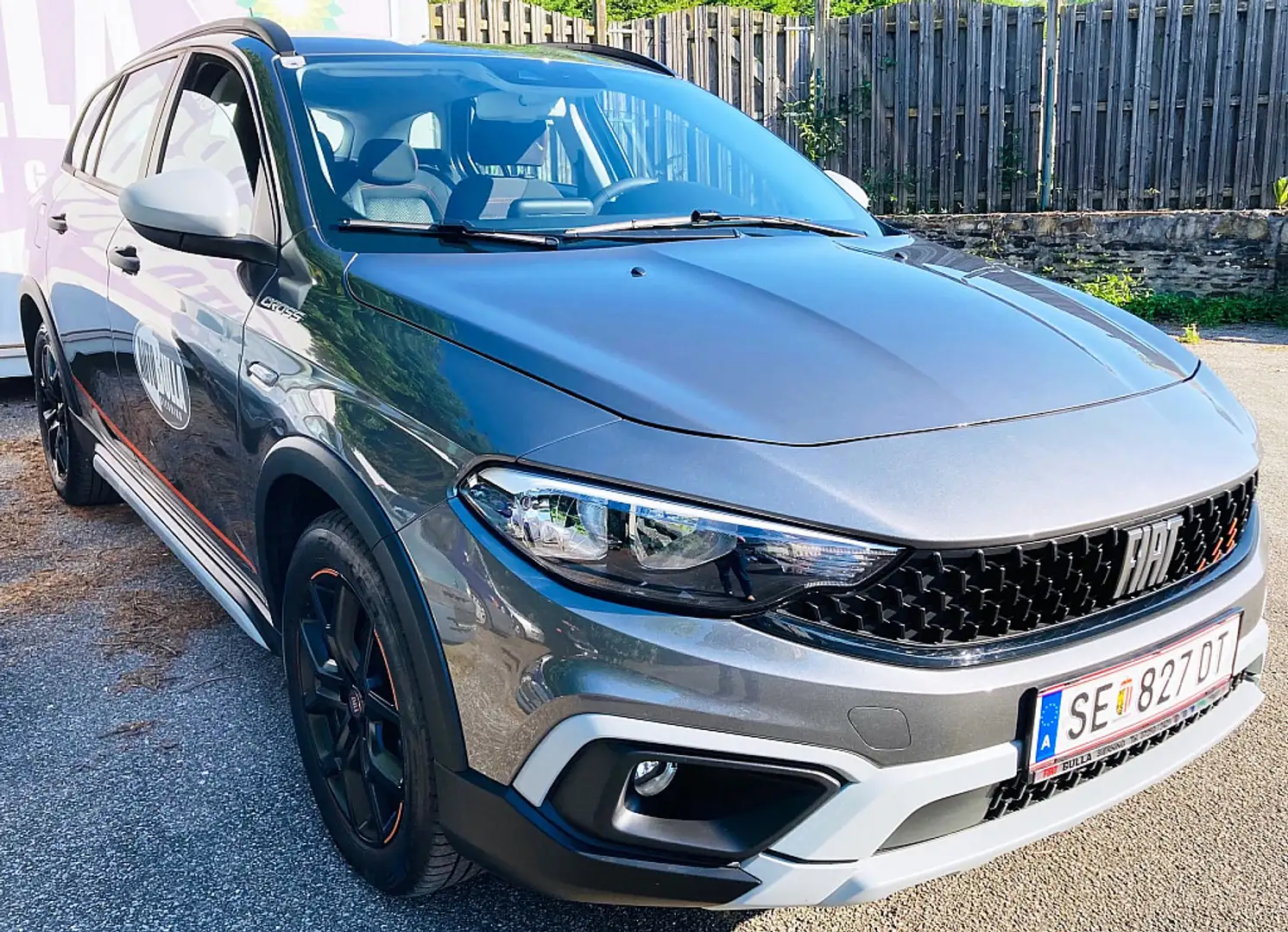 Fiat Tipo Cross MultiJet 130 SCR Garmin Grau - 2