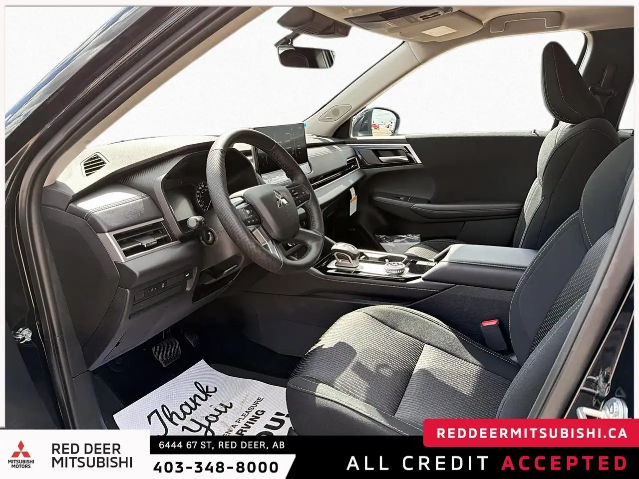 Mitsubishi Outlander снимка Mitsubishi Outlander