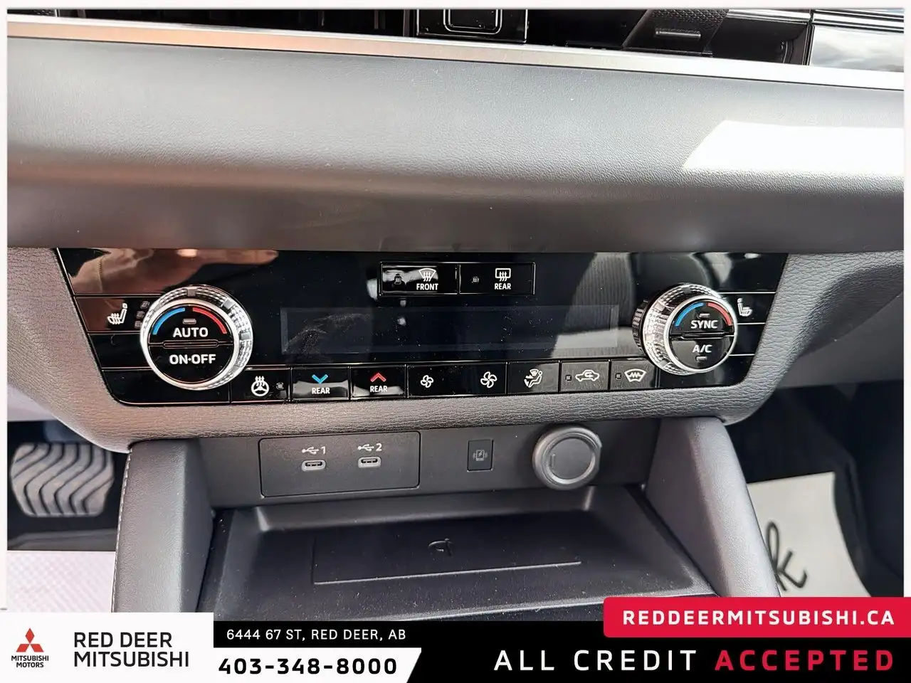 Mitsubishi Outlander снимка Mitsubishi Outlander