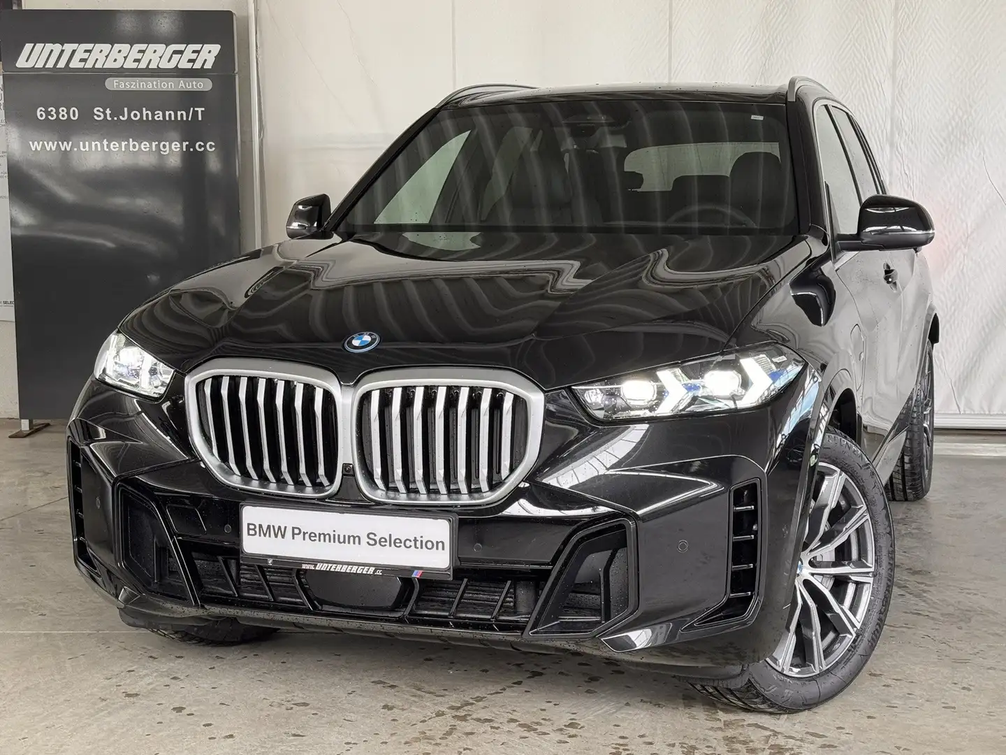 BMW X5 xDrive50e M Sportpaket / AHK Schwarz - 1