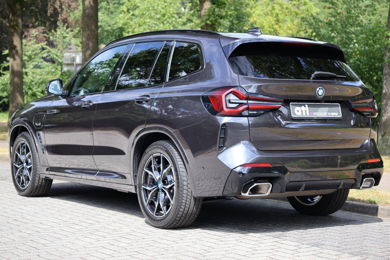 BMW X3 xDrive30e High Executive LCI | M-Sport | Pano | HU — photo 3