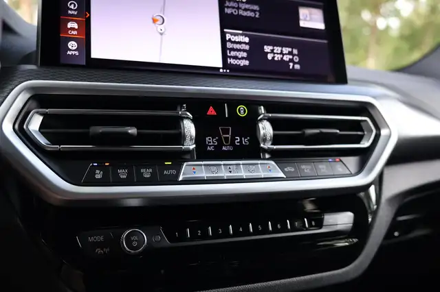 BMW X3 view 30