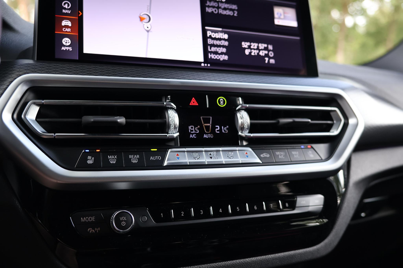 BMW X3 xDrive30e High Executive LCI | M-Sport | Pano | HU — photo 30