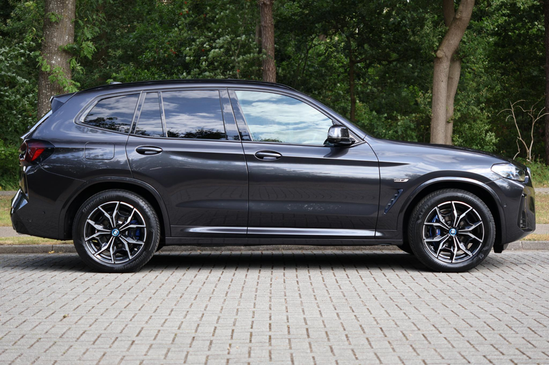 BMW X3 xDrive30e High Executive LCI | M-Sport | Pano | HU — photo 8