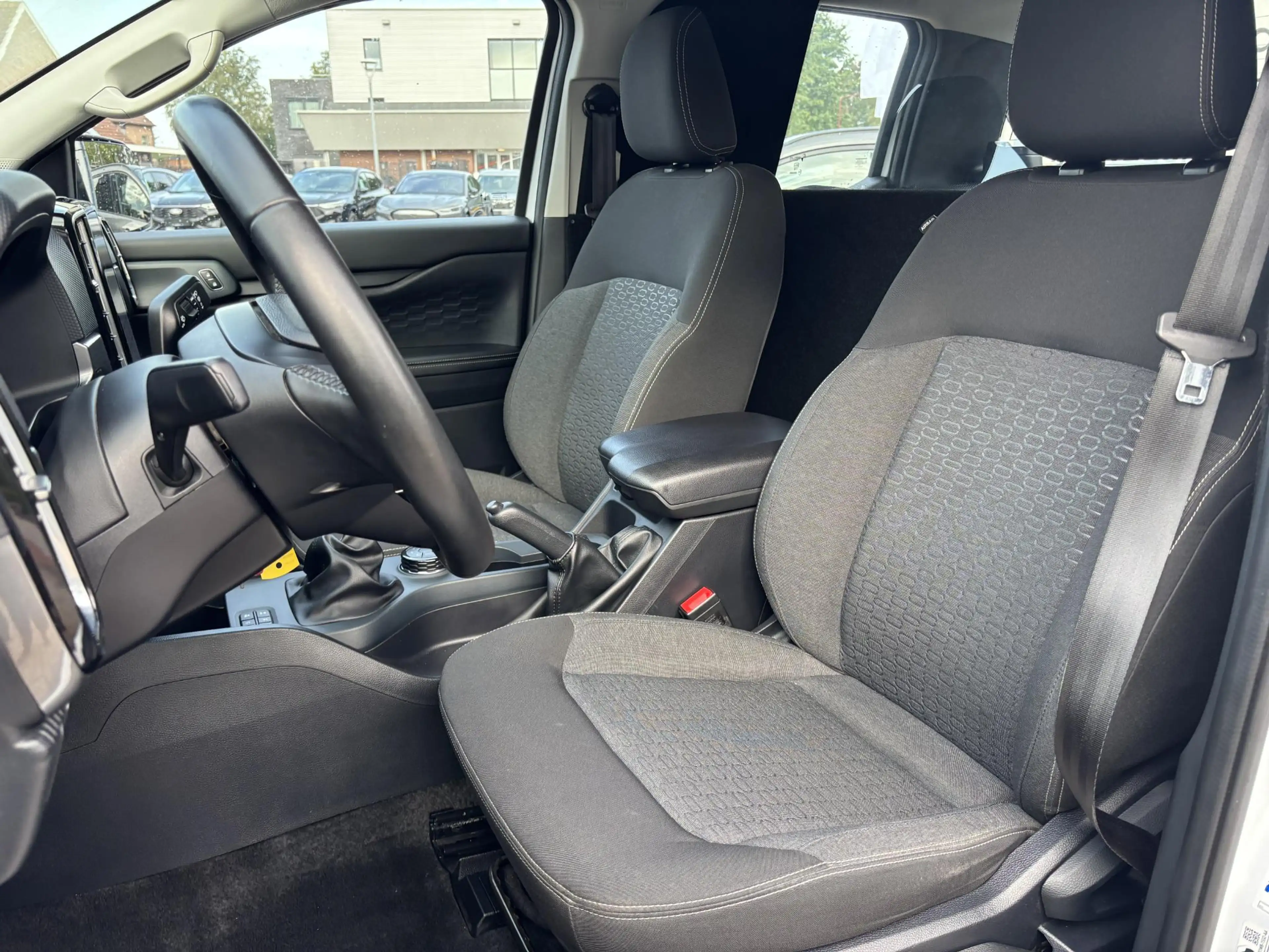 Ford Ranger 2.0 Double Cab EcoBlue XLT — photo 9