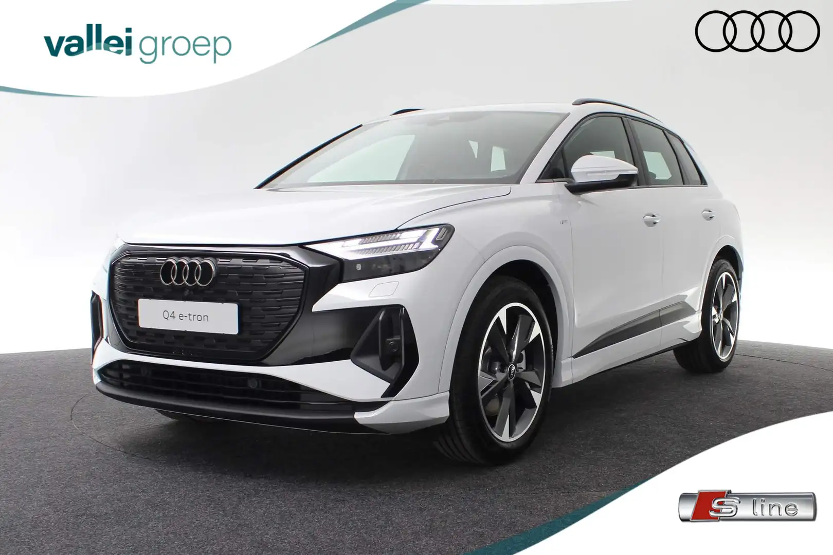 Audi Q4 e-tron 45 S edition 82 kWh 210 kW / 286 pk / S-Line | Ach Bílá - 1