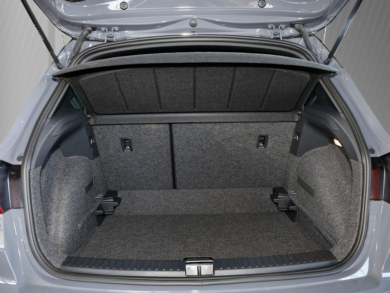 SEAT Arona 1.0 TSI DSG FR Black Edition Navi/RFK — photo 6