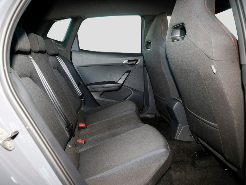 SEAT Arona 1.0 TSI DSG FR Black Edition Navi/RFK — photo 10