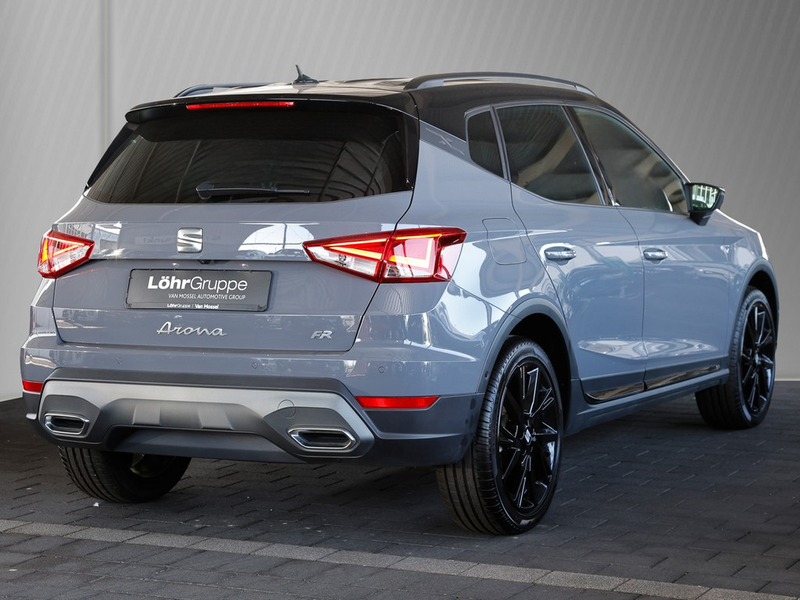 SEAT Arona 1.0 TSI DSG FR Black Edition Navi/RFK — photo 4