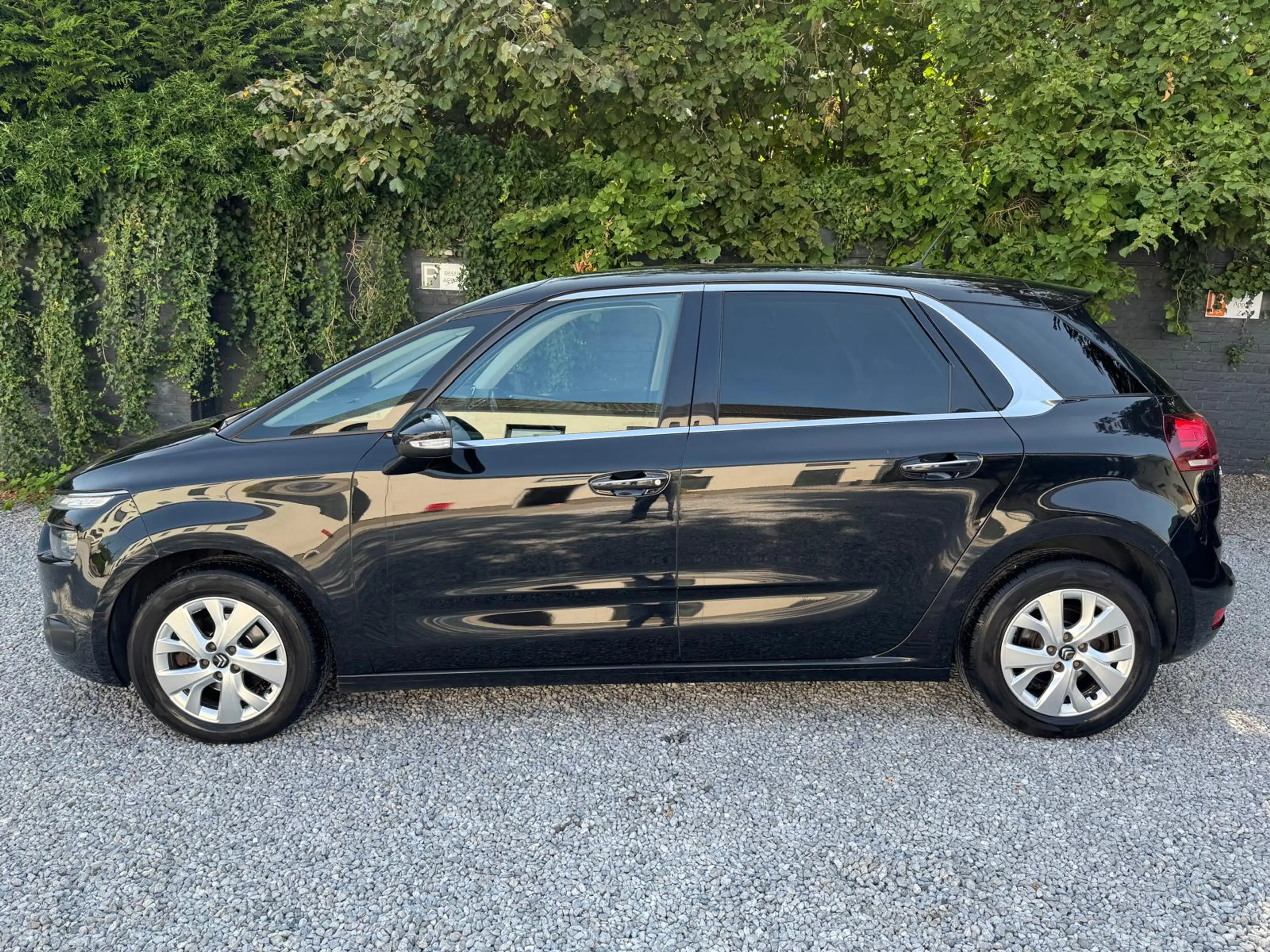 Citroen C4 Picasso C4 Picasso 1.6 BlueHDi*BOITE AUTOMATIQUE*GPS*CAMERA — photo 4