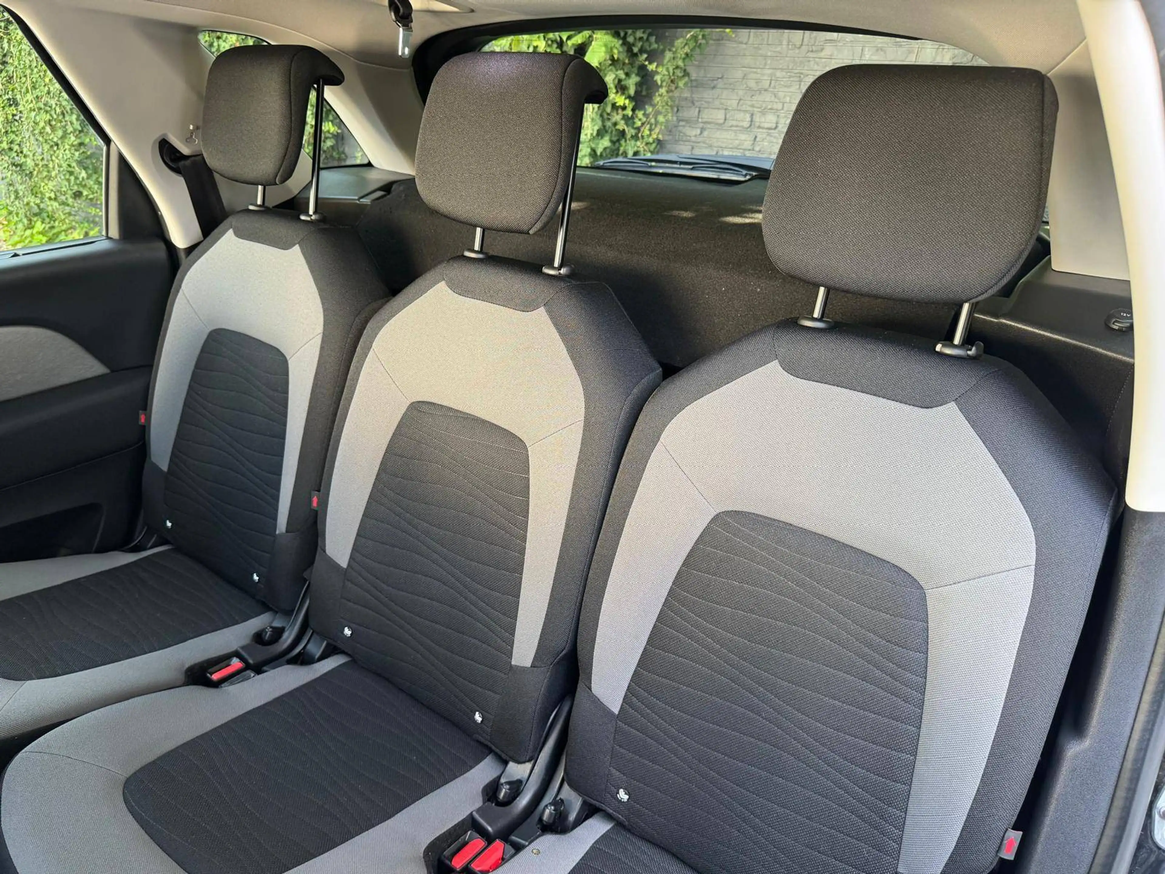 Citroen C4 Picasso C4 Picasso 1.6 BlueHDi*BOITE AUTOMATIQUE*GPS*CAMERA — photo 14
