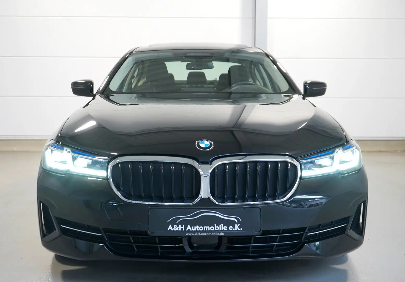 BMW 530 d Lim. xDrive *LEDER*HUD*KAMERA* Negro - 2
