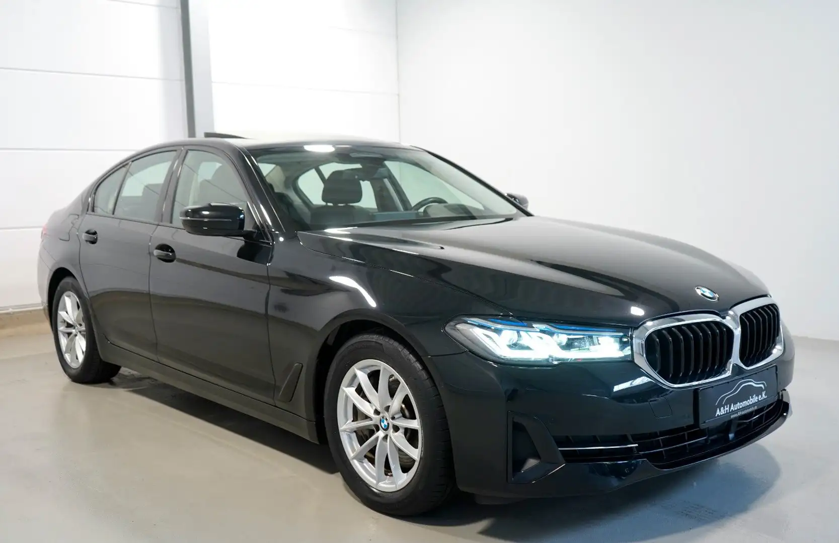BMW 530 d Lim. xDrive *LEDER*HUD*KAMERA* Negro - 1