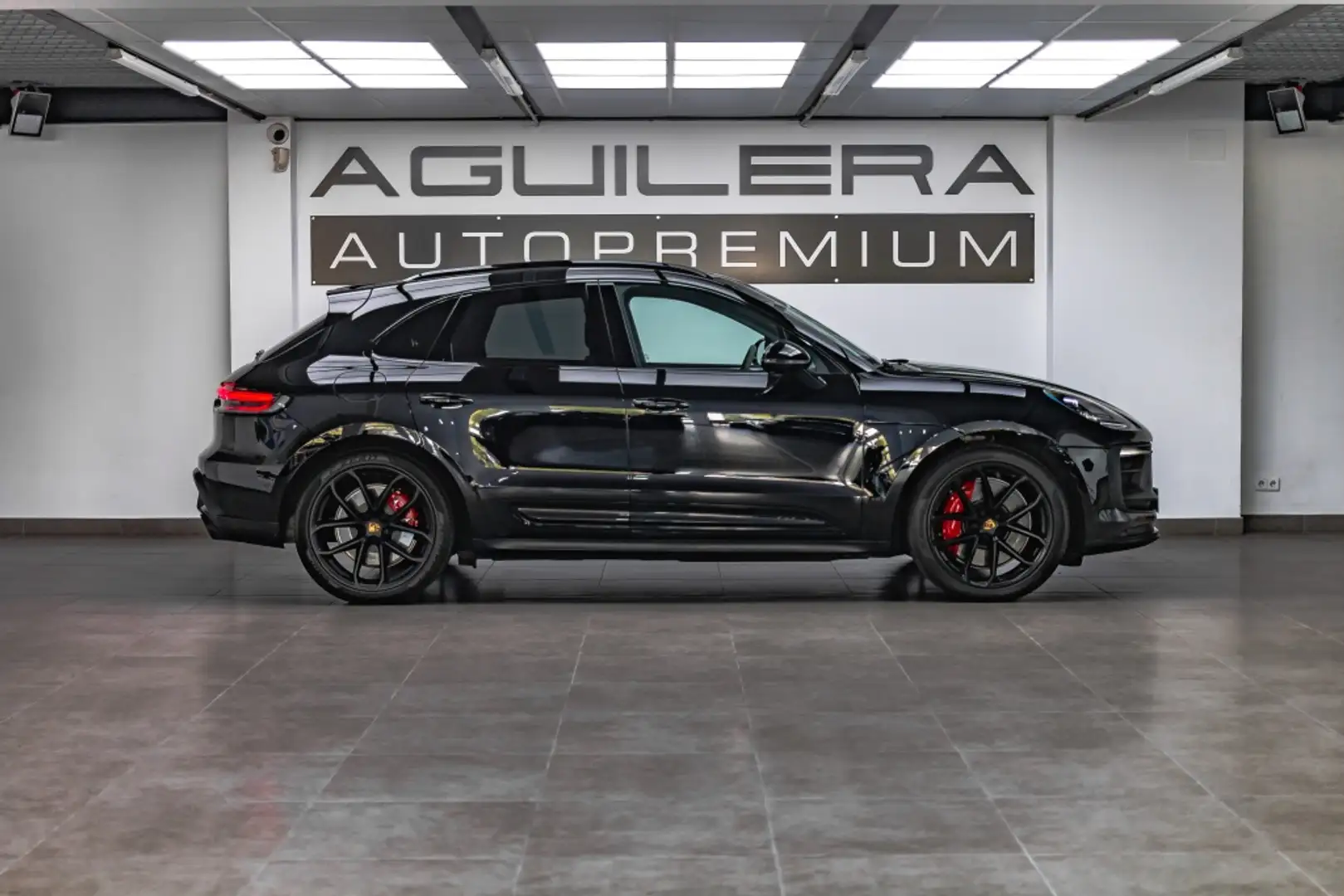 Porsche Macan GTS Aut. Negro - 2