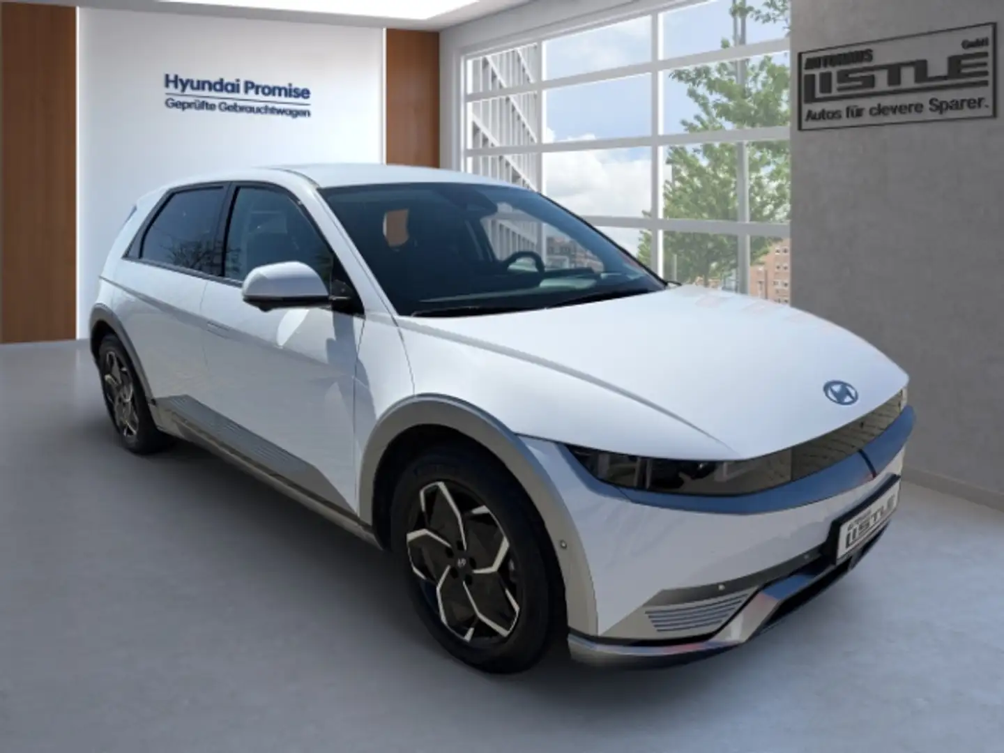 Hyundai IONIQ 5 72,6kWh Batt. (217 PS) UNIQ-Paket HUD Navi Leder D Weiß - 2