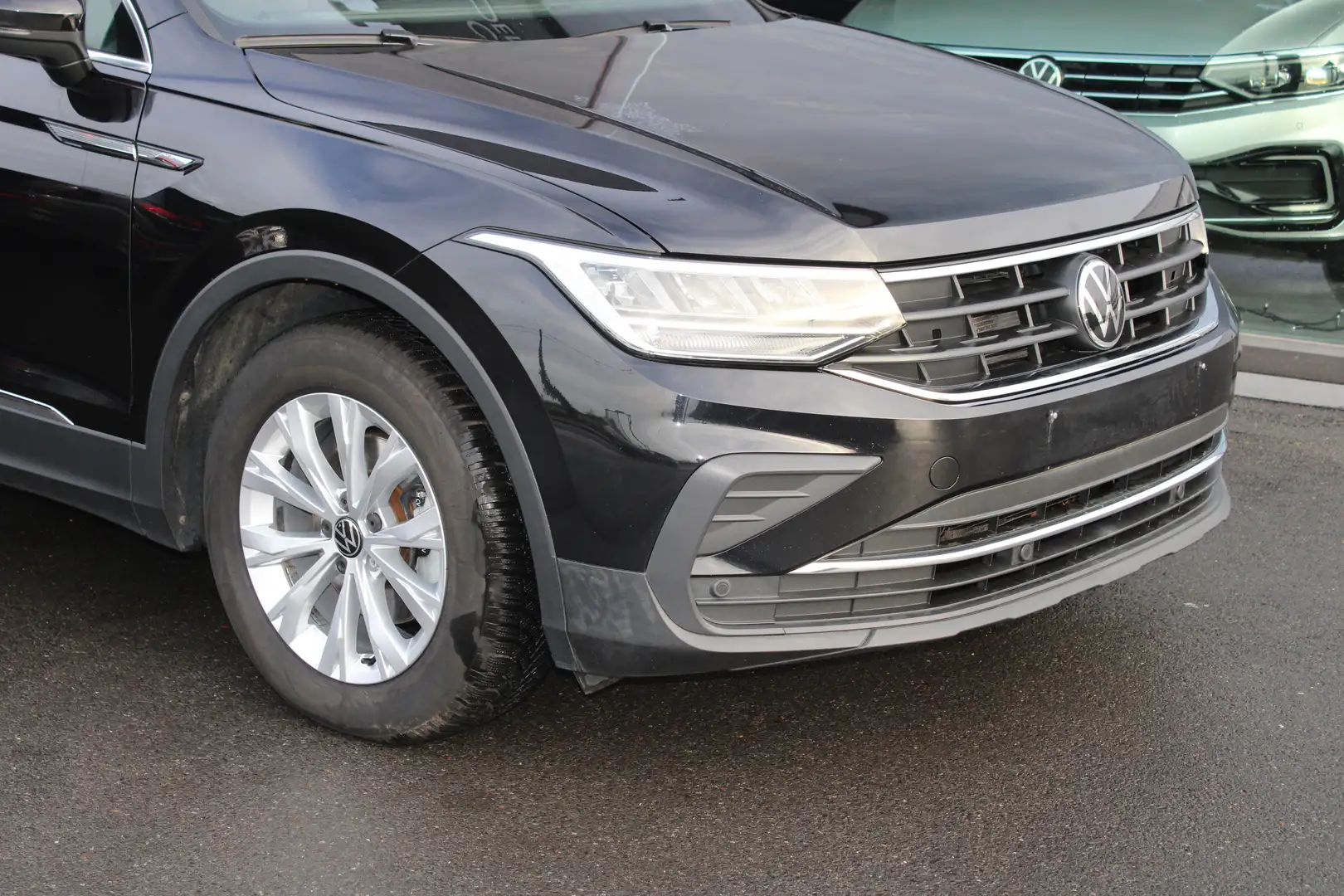 Volkswagen Tiguan Tiguan 1.5 TSI OPF DSG Life-VEEL OPTIES Noir - 2