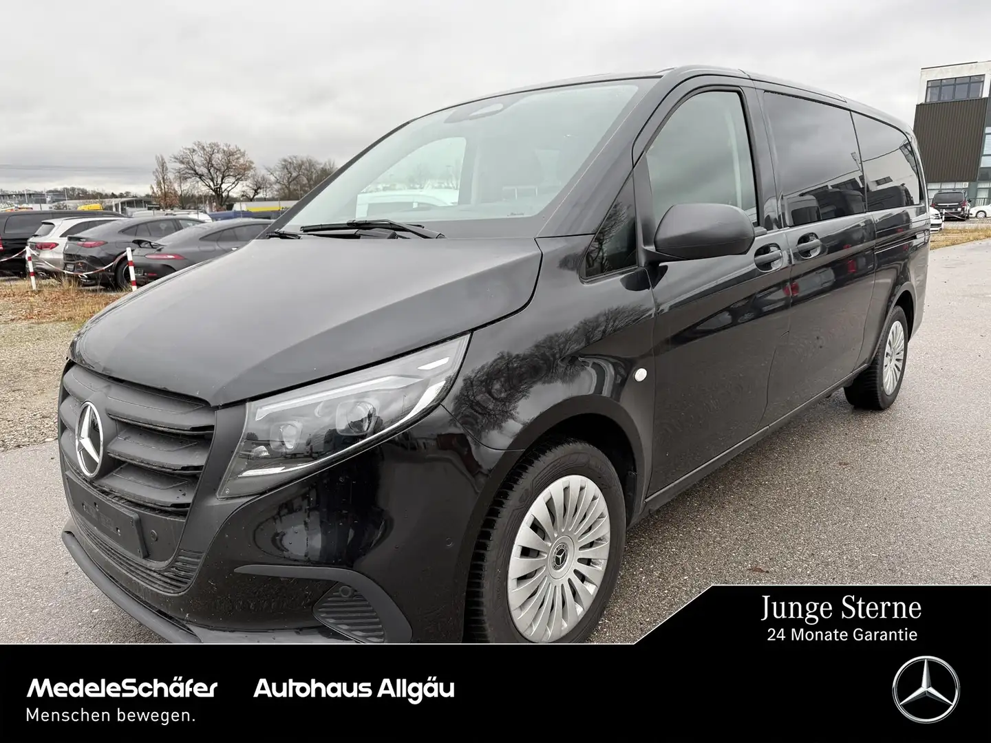 Mercedes-Benz Vito Vito 114 EXTRALANG TOURER DISTRONIC MODELL2025 Pro Schwarz - 1