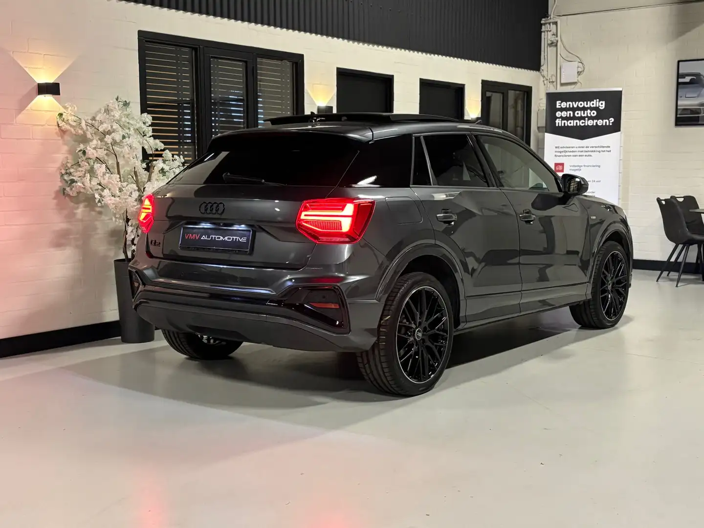 Audi Q2 35 TFSI 3x S-Line Pano|B&O|Cam|DriveSelect|Dodehoe Grijs - 2