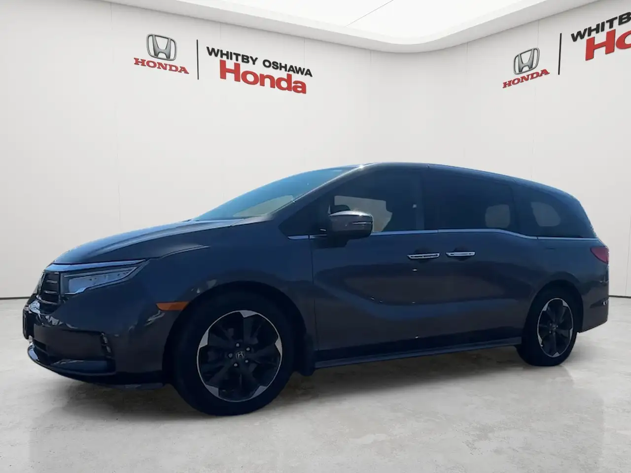 Honda Odyssey снимка Honda Odyssey