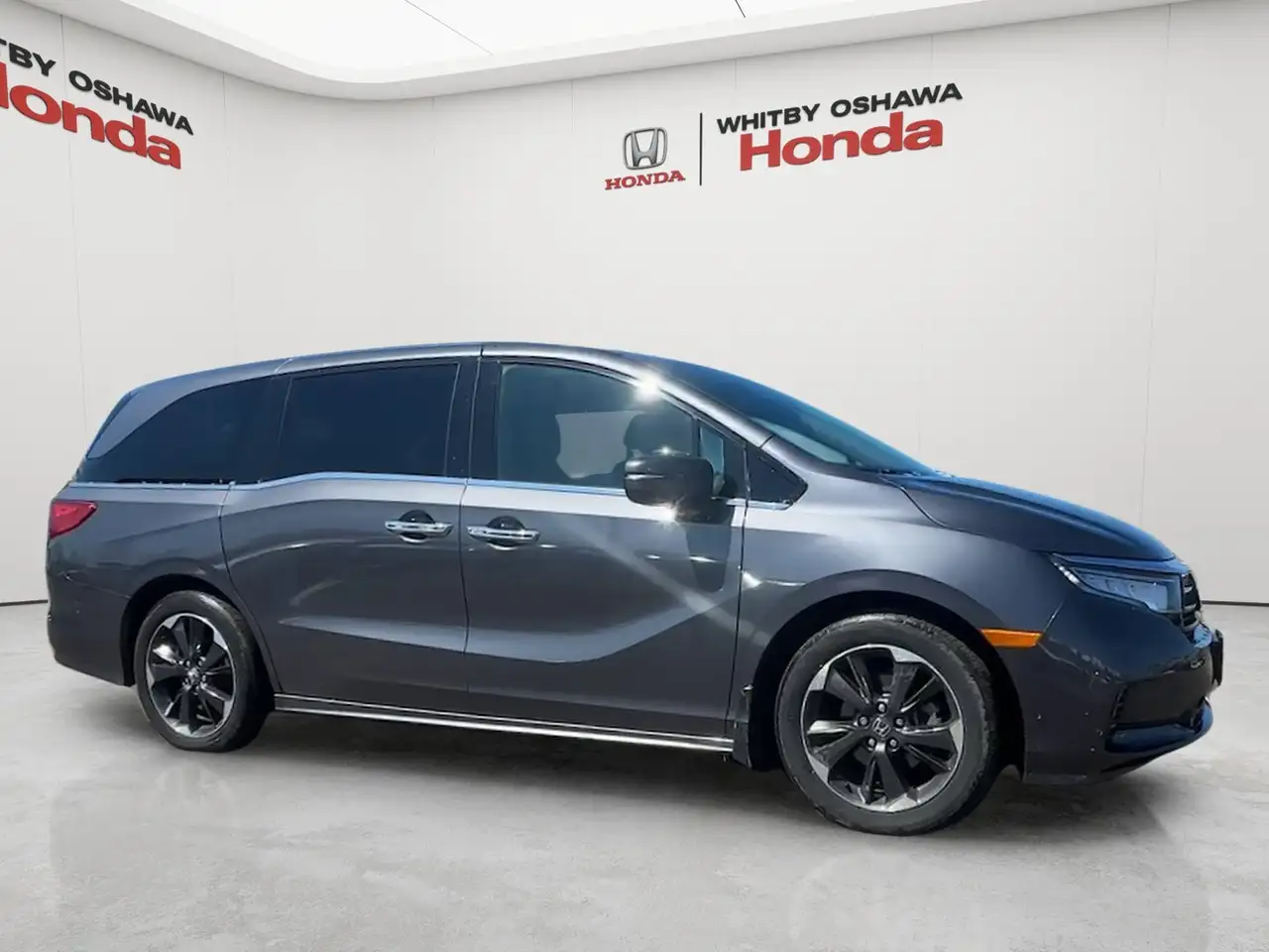 Honda Odyssey снимка Honda Odyssey