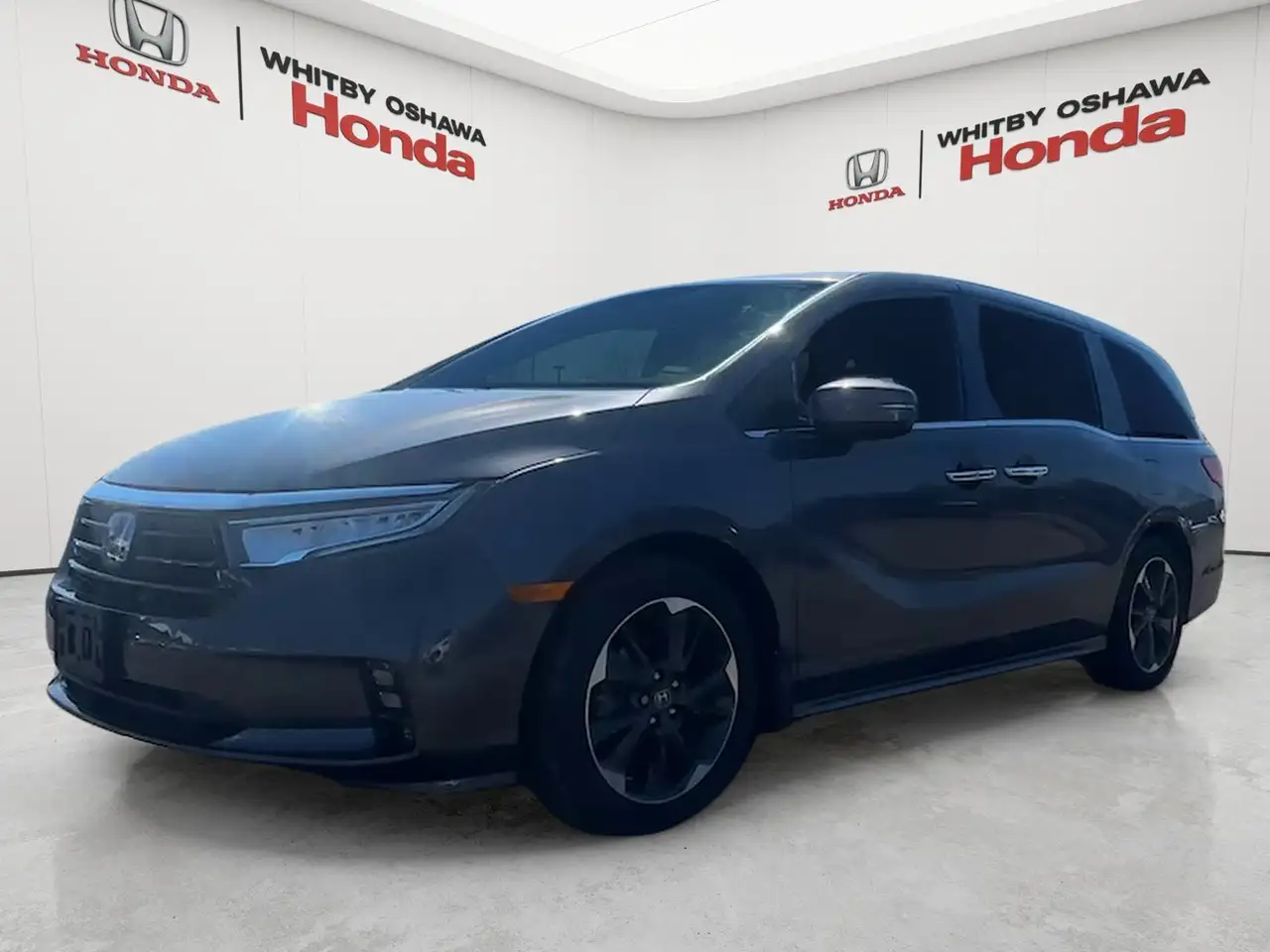 Honda Odyssey снимка Honda Odyssey