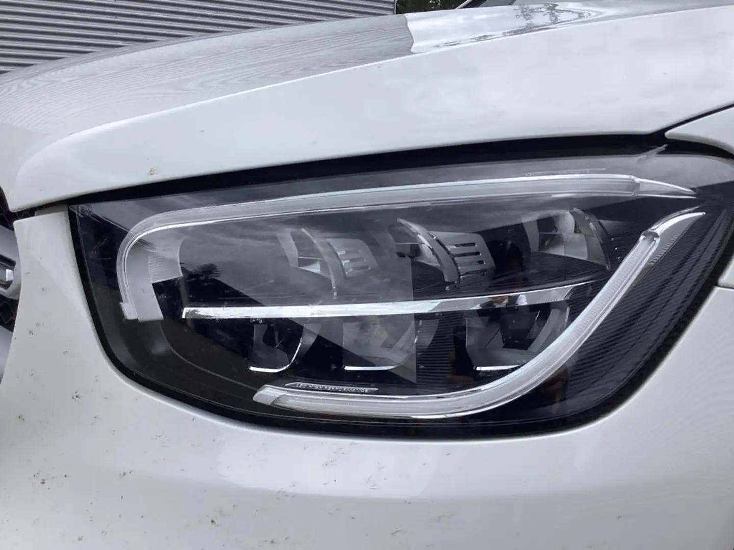 Mercedes-Benz GLC 300 de 4M +MBUX+PANO+KAMERA+AHK+360°+HuD+SHZ Blanc - 2