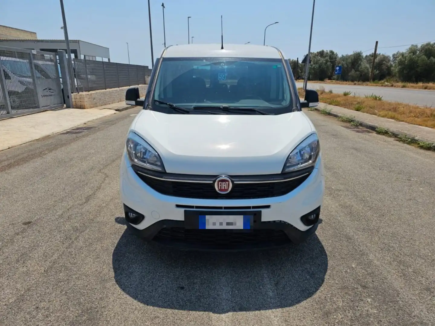 Fiat Doblo MAXI 1.6 MJT 120CV N1 Lounge Blanc - 1