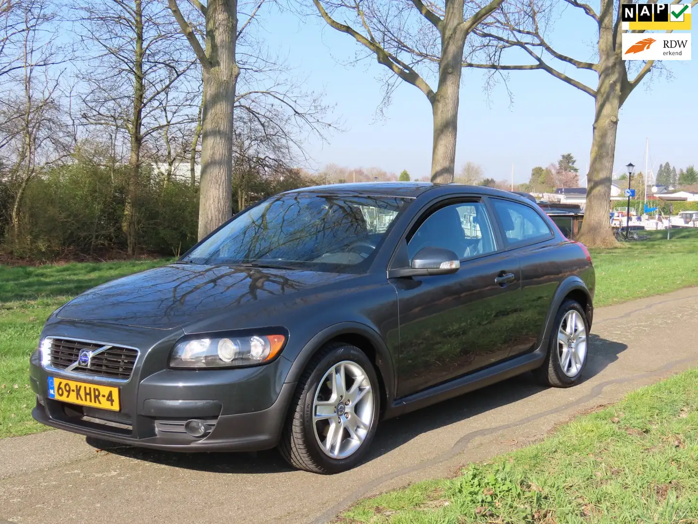 Volvo C30 1.8 Sport *Voll Onderhoud ! Grau - 1