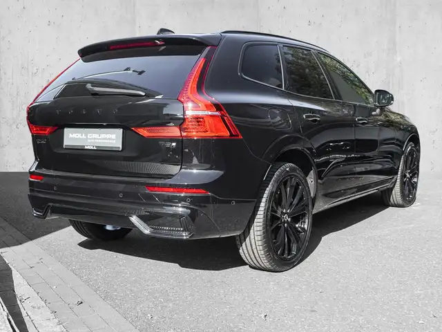 Volvo XC60 view 4
