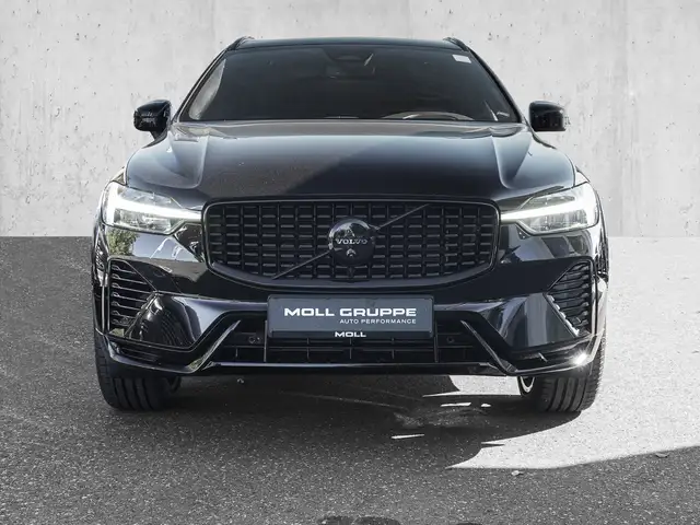 Volvo XC60 view 3