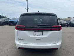 Chrysler Pacifica 2026