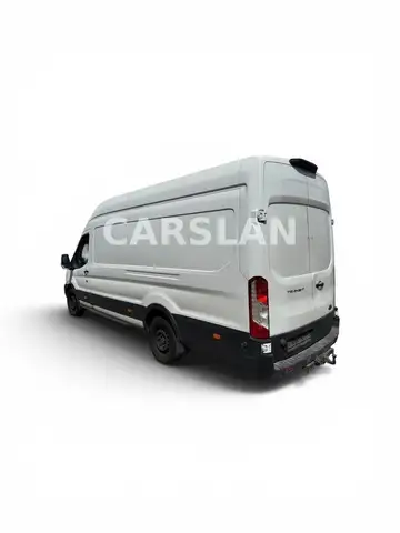Ford Transit view 3
