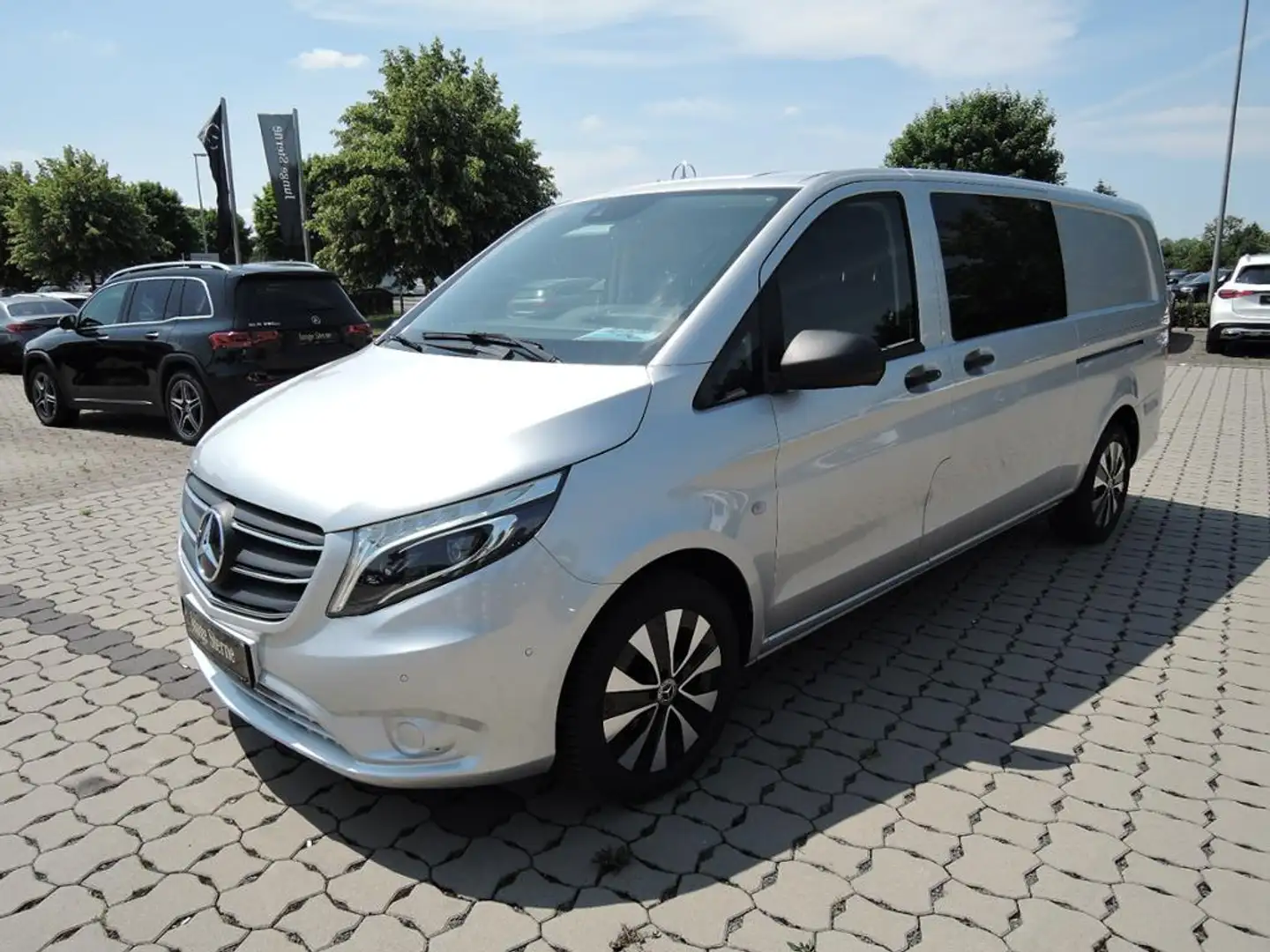 Mercedes-Benz Vito 119 CDI Mixto extralang  AHK 2,5t/Distronic Srebrny - 2
