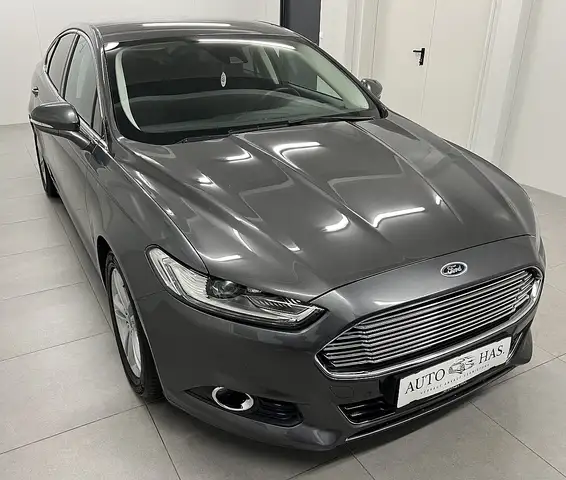 Ford Mondeo Titanium 2,0 TDCi
