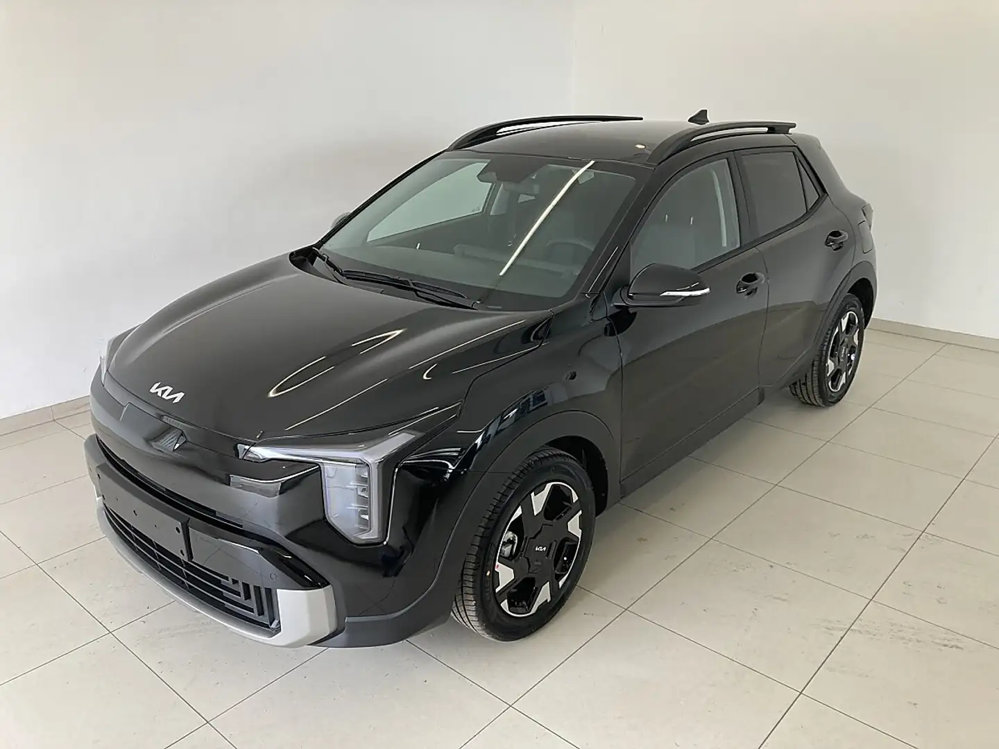 Kia Stonic 100PS.TurboBenziner  Silber-Ausstattung Schwarz - 1