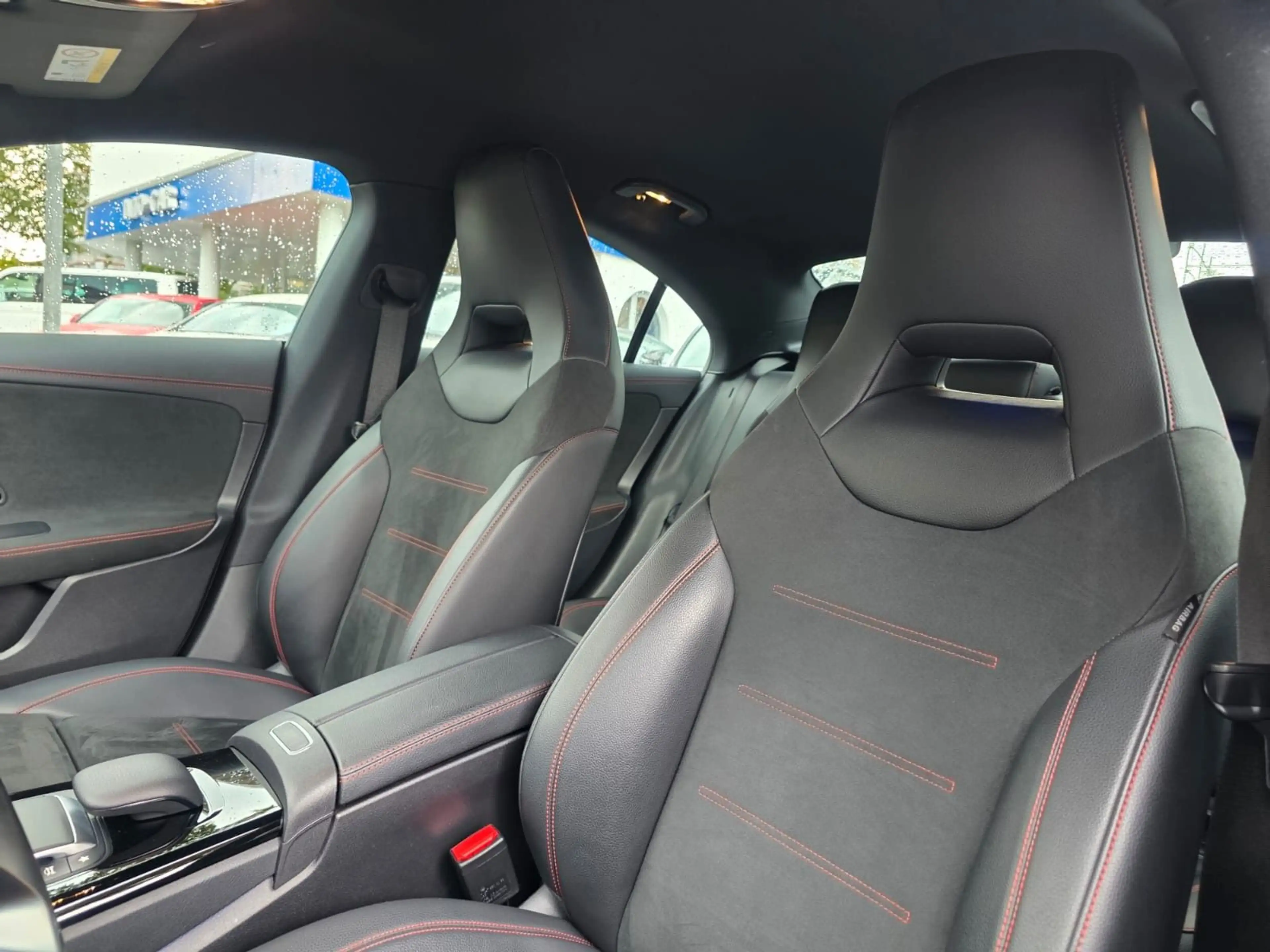 Mercedes-Benz CLA 220 4Matic Coupe/Automatik/AMG/LED/ — photo 8