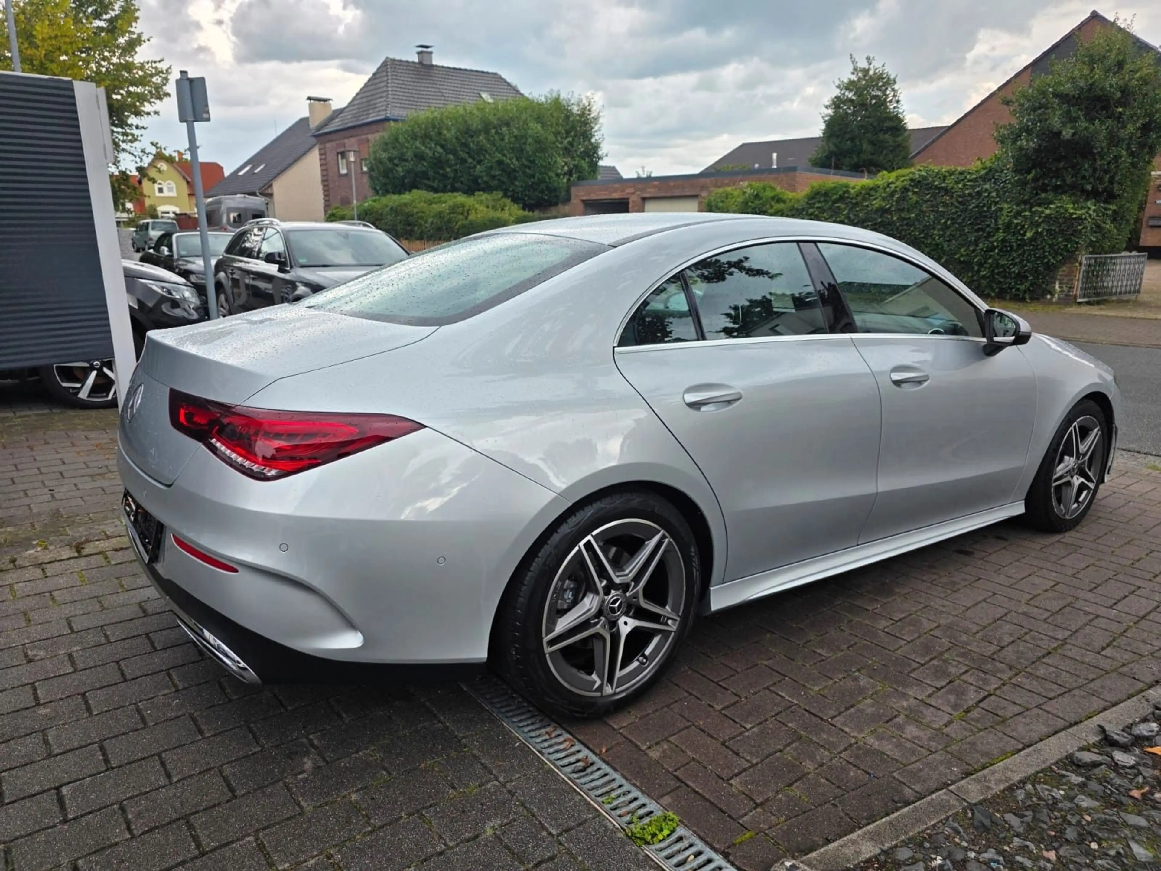 Mercedes-Benz CLA 220 4Matic Coupe/Automatik/AMG/LED/ — photo 2