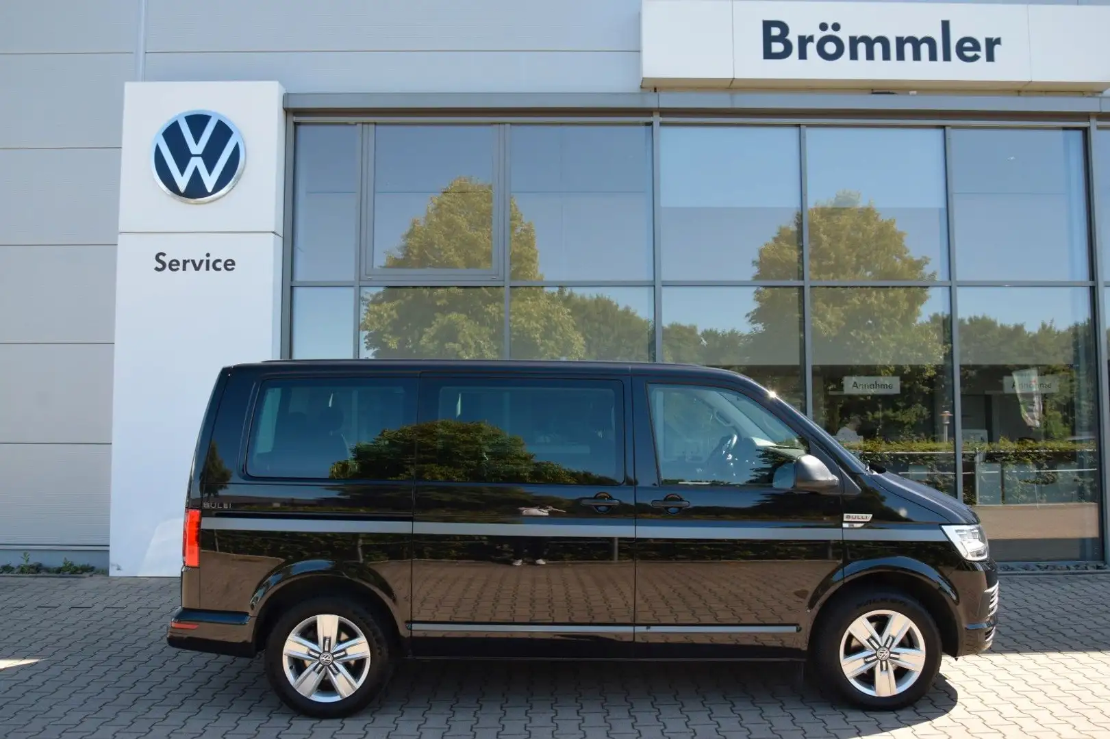 Volkswagen T6 Multivan 7-Sitzer AT AHK Ganzjahresreifen Negro - 1