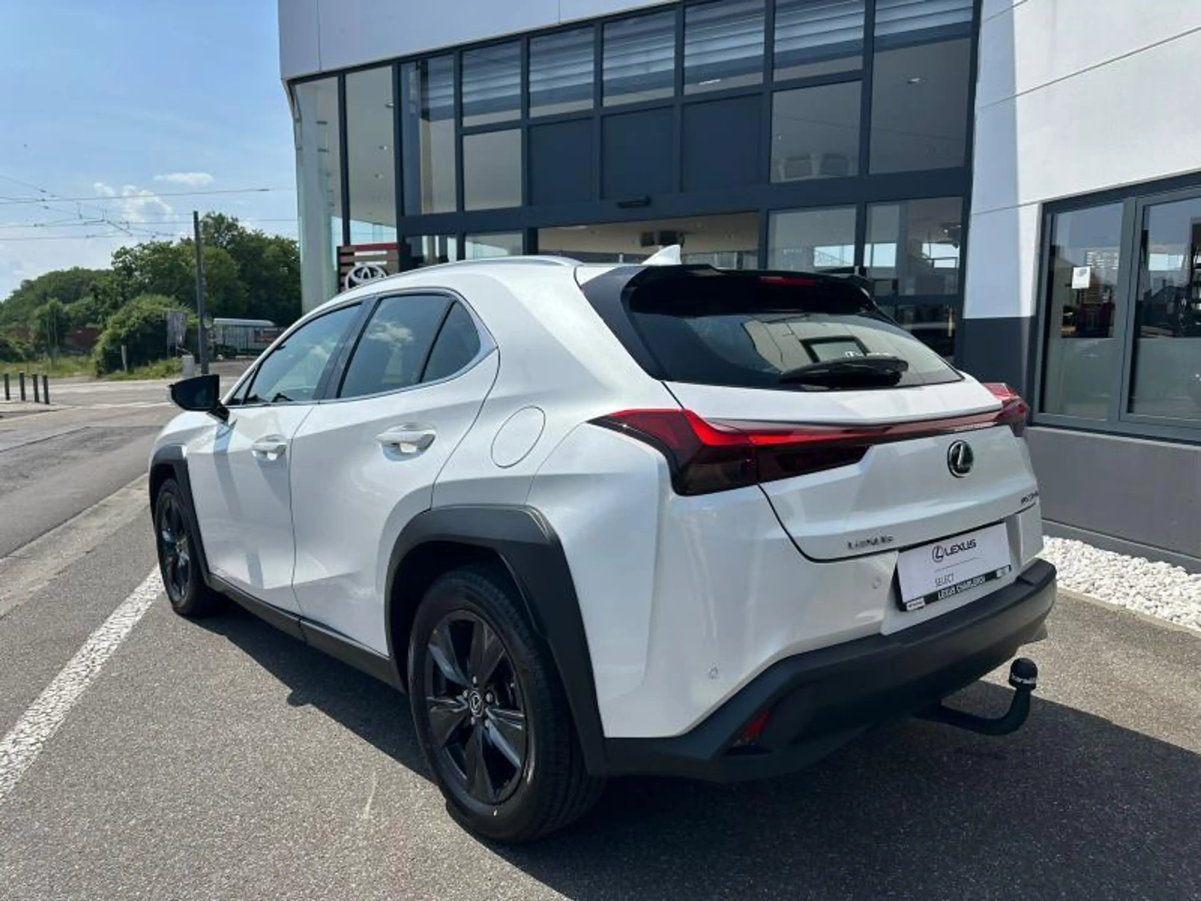 Lexus UX 250h Business Line — photo 5