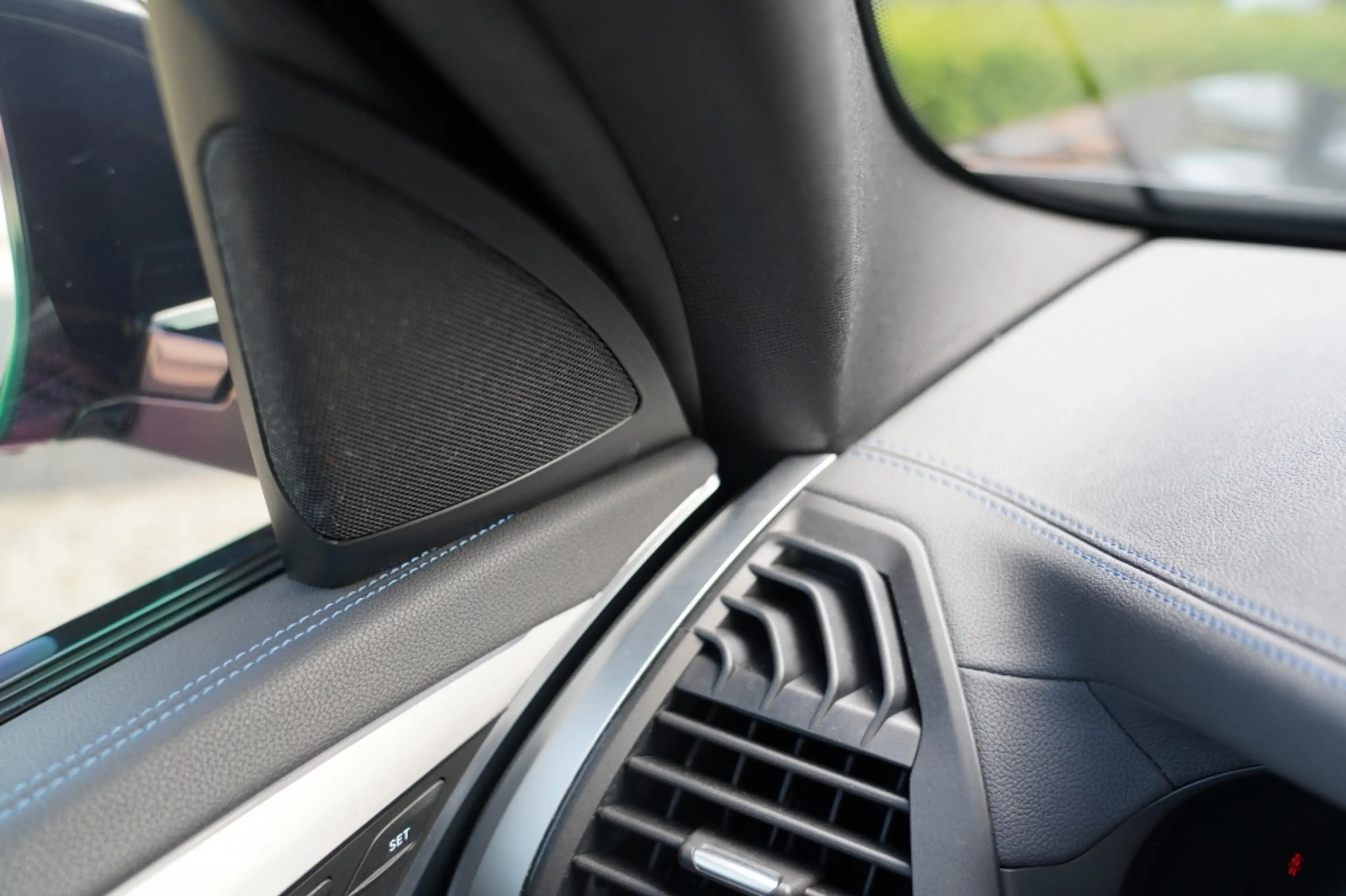 BMW X3 M40i xD High Exec. — photo 45