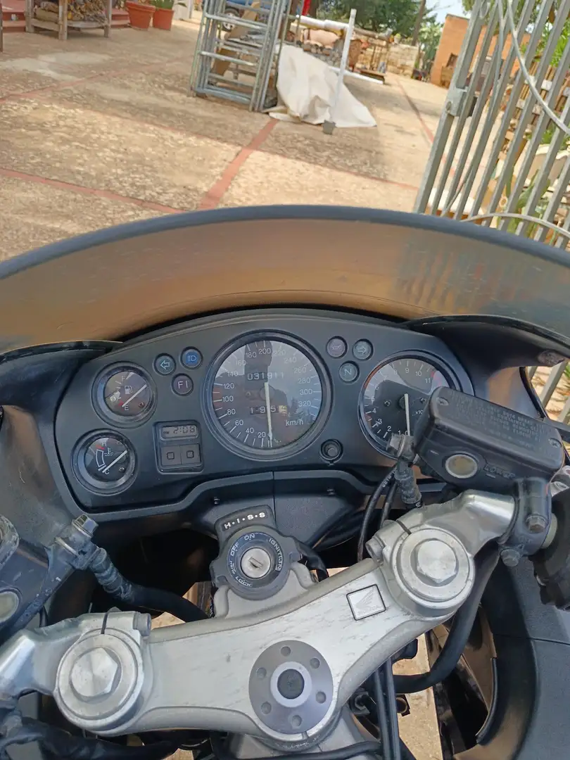 Honda CBR 1100 Nero - 1