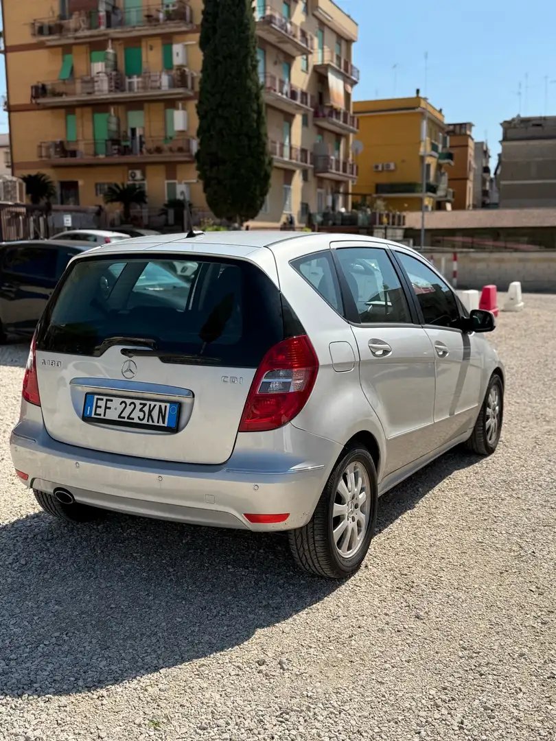 Mercedes-Benz A 180 cdi Premium - 2
