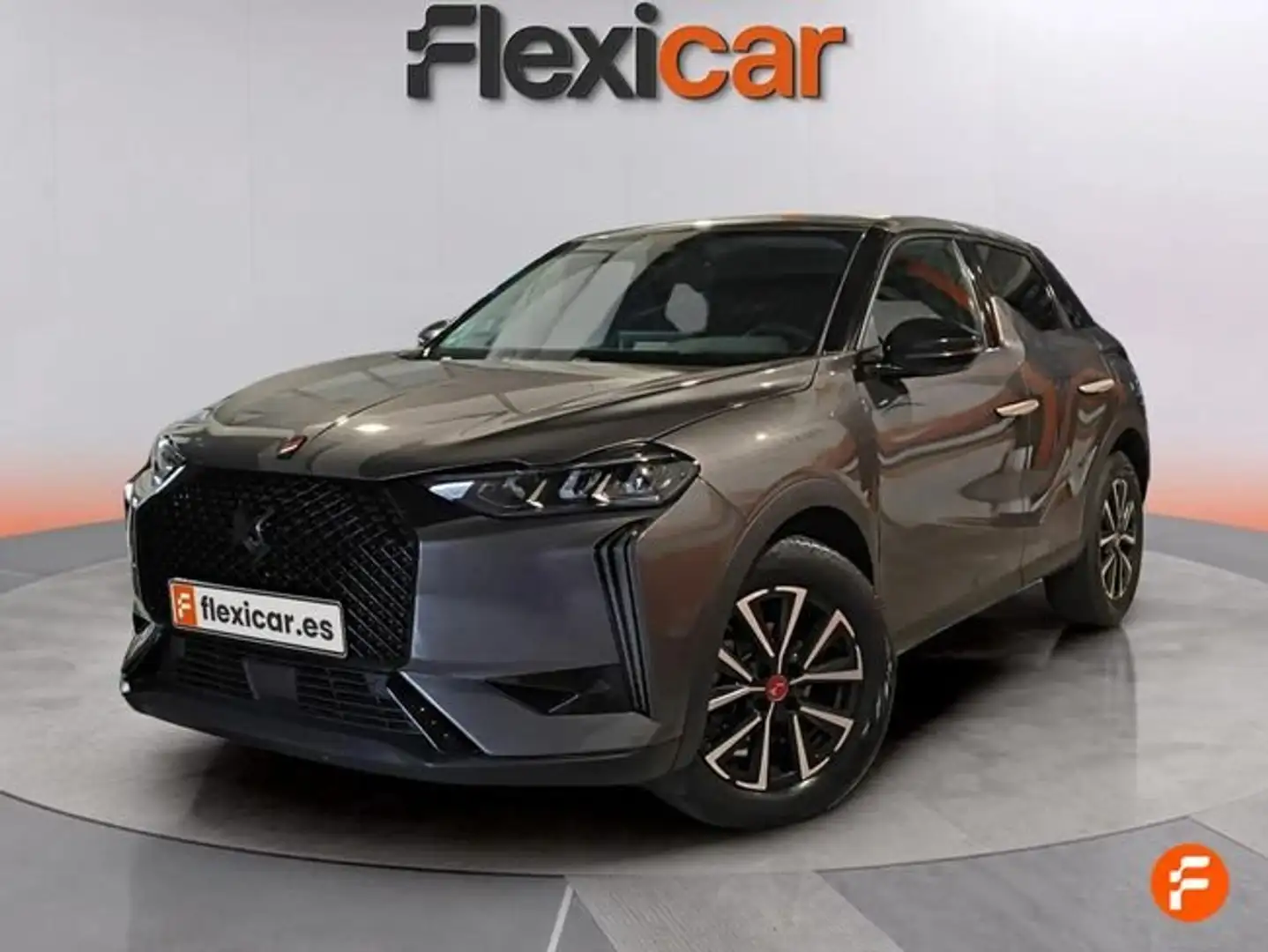DS Automobiles DS 3 PureTech 96kW Performance Line Auto. Gris - 2