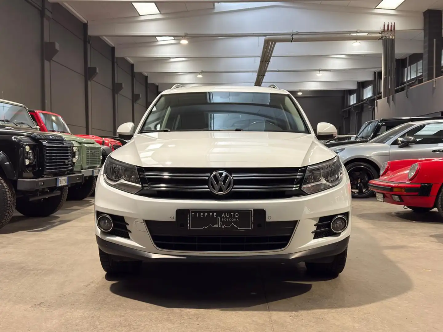 Volkswagen Tiguan 2.0 TDI 140CV 4MOTION DSG Sport & Style Bianco - 2