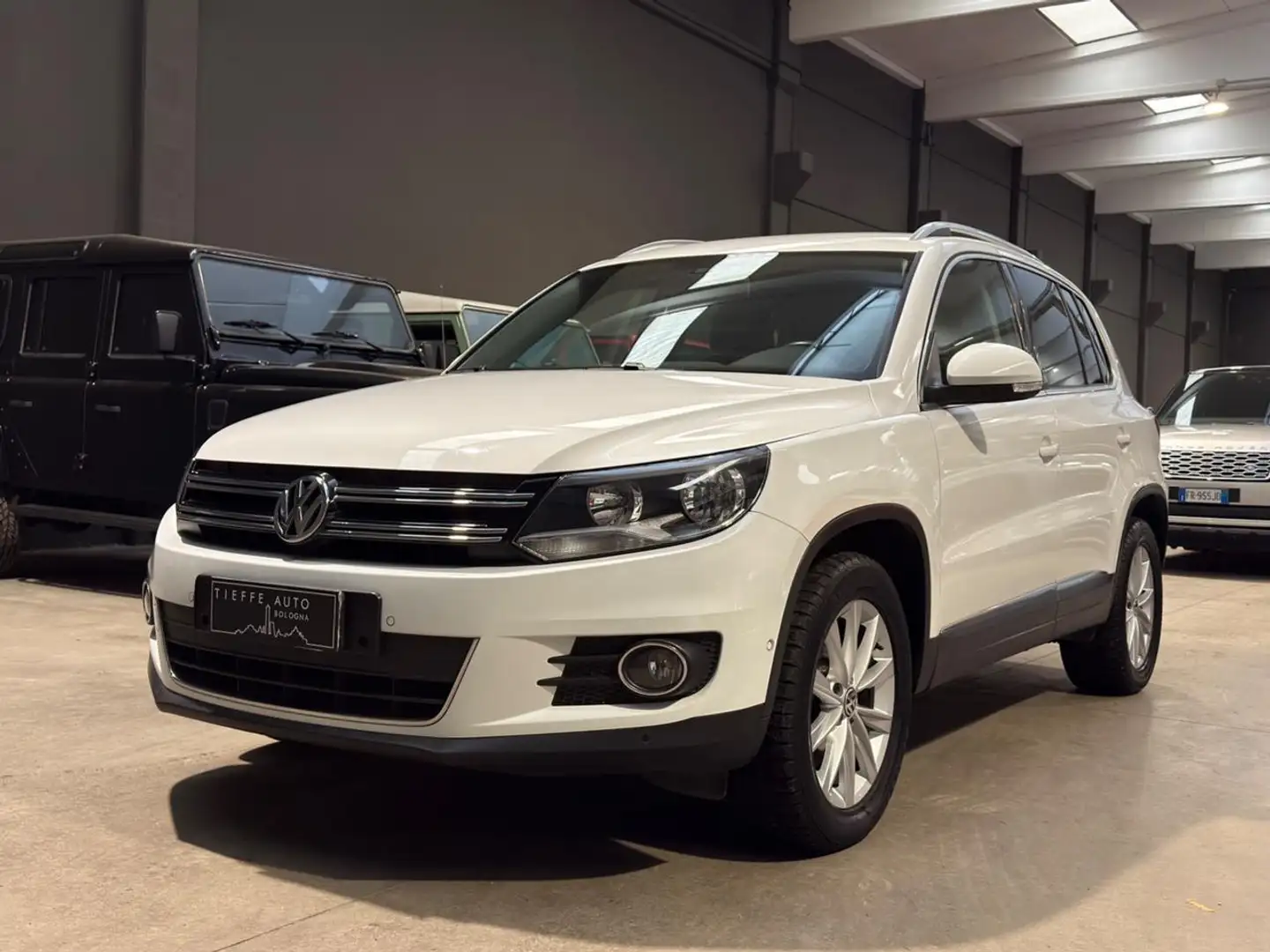 Volkswagen Tiguan 2.0 TDI 140CV 4MOTION DSG Sport & Style Bianco - 1