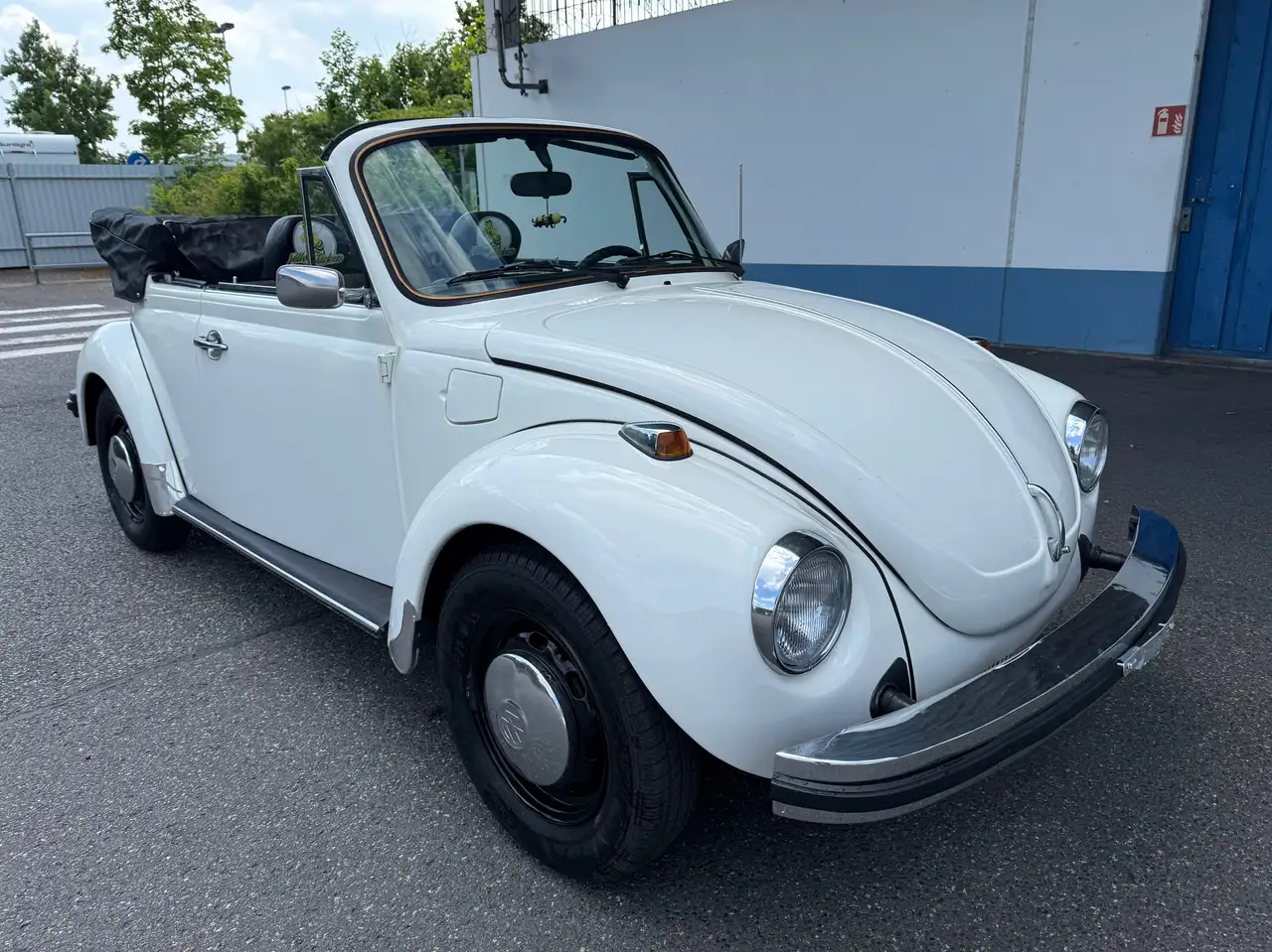 Volkswagen Käfer 1303 Cabriolet EINSPRITZMOTOR!!!, foto 7