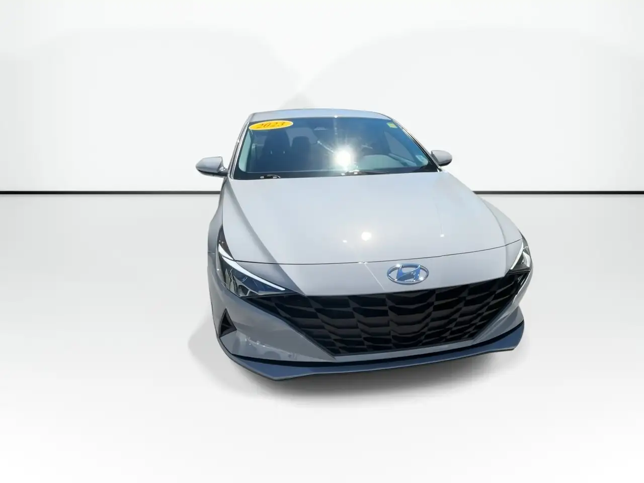 Hyundai ELANTRA снимка Hyundai ELANTRA