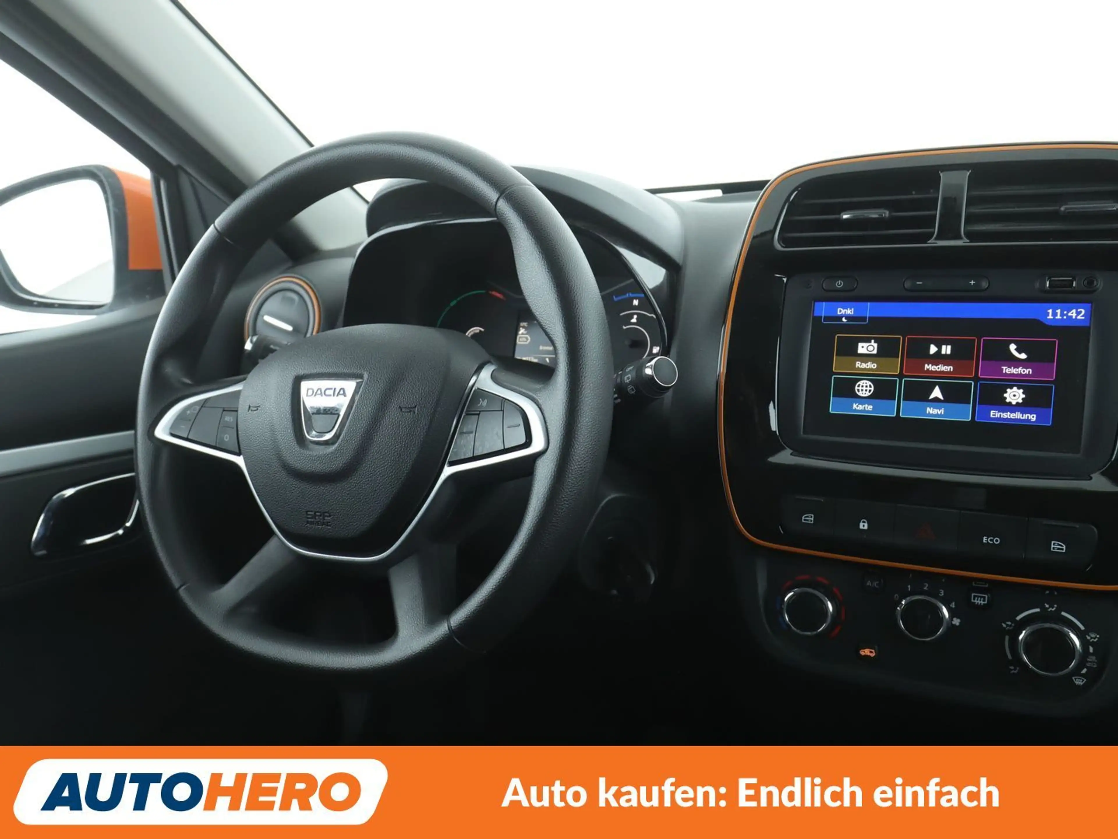 Dacia Spring electric drive 33 kW Comfort Plus *NAVI*CAM*LIM* — photo 13