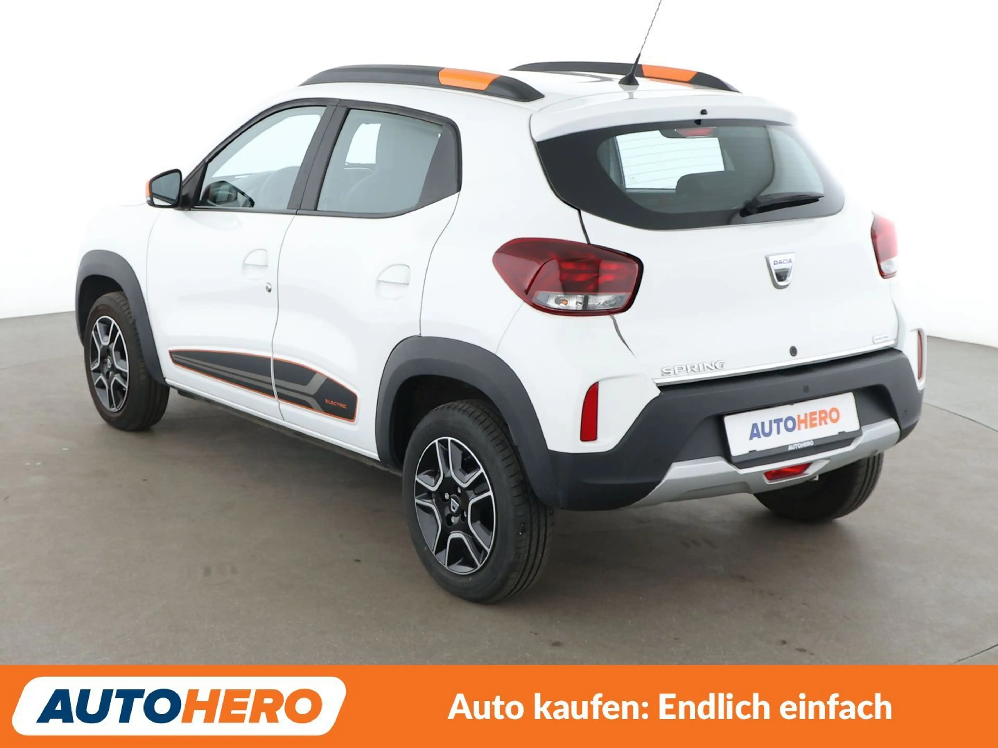 Dacia Spring electric drive 33 kW Comfort Plus *NAVI*CAM*LIM* — photo 4